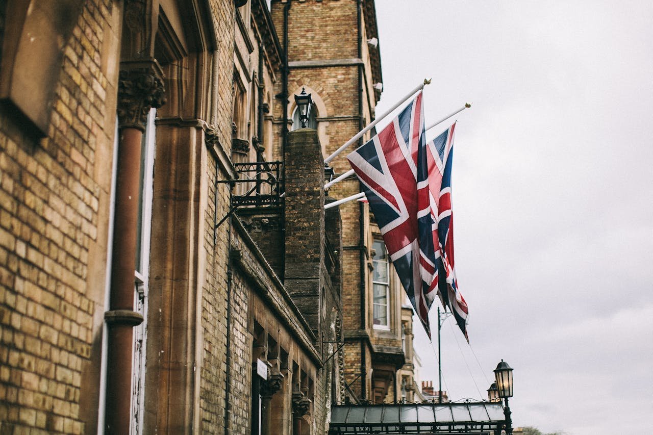 Étudier en Angleterre : Un choix privilégié pour les étudiants internationaux